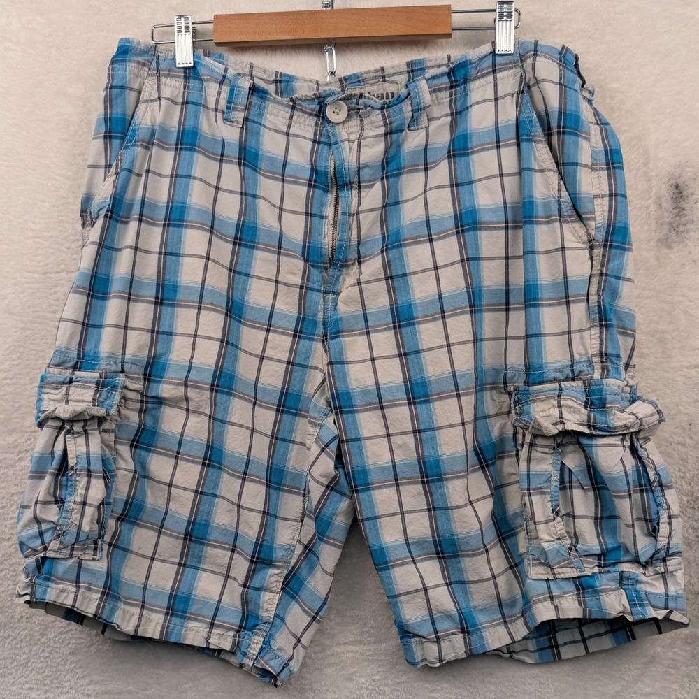 Urban Pipeline Cargo Shorts Men's 38 Blue White Plaid 12" Relaxed Fit Skater